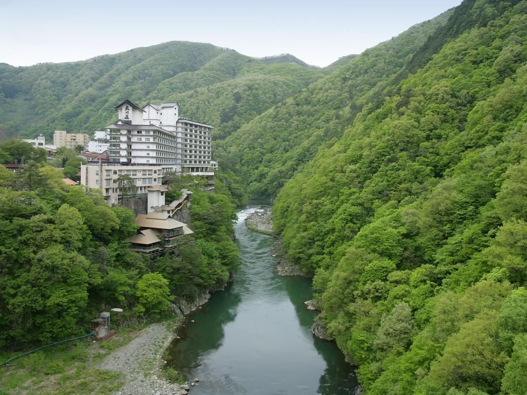Отель Ookawaso Аидзувакамацу Экстерьер фото